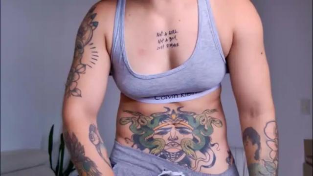 Image 4 of simone_4201 Stream on Chaturbate on 4 months ago