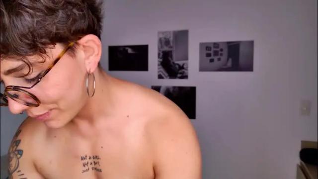 Image 6 of simone_4201 Stream on Chaturbate on 1 month ago