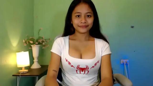 Image 4 of simple_lynx Stream on Chaturbate on 13 months ago