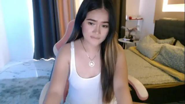 Image 4 of simplykhate Stream on Chaturbate on 2 months ago