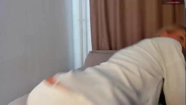 Image 4 of sincere_shyness Stream on Chaturbate on 18 days ago