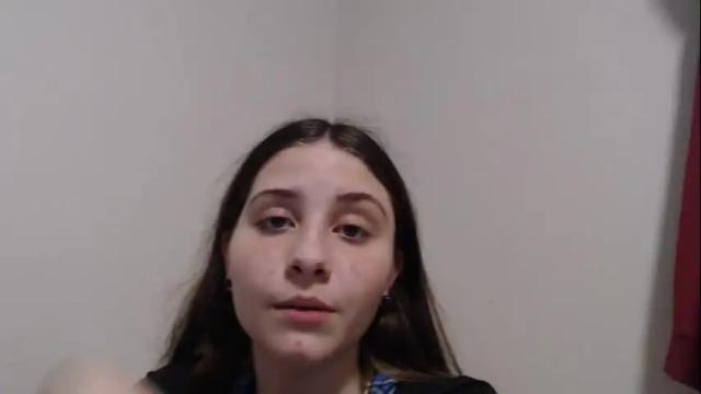 Image 4 of sincerelyyneon Stream on Chaturbate on 16 months ago