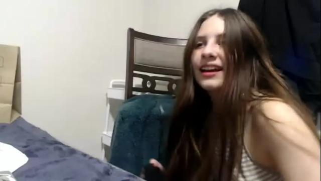 Image 7 of sincerelyyneon Stream on Chaturbate on 16 months ago