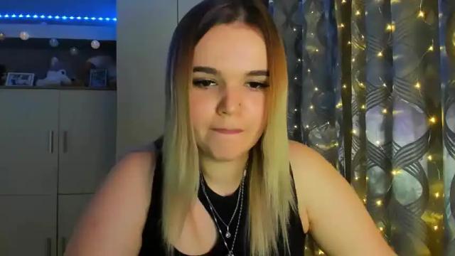 Image 4 of sincerityinside Stream on Chaturbate on 15 months ago