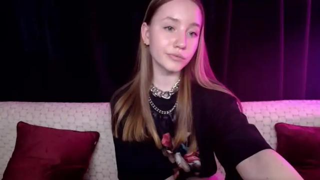 Image 8 of sindiwatsoon Stream on Chaturbate on 14 months ago