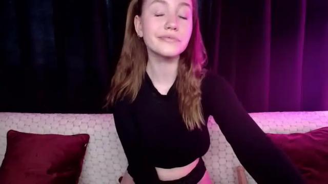 Image 2 of sindiwatsoon Stream on Chaturbate on 13 months ago