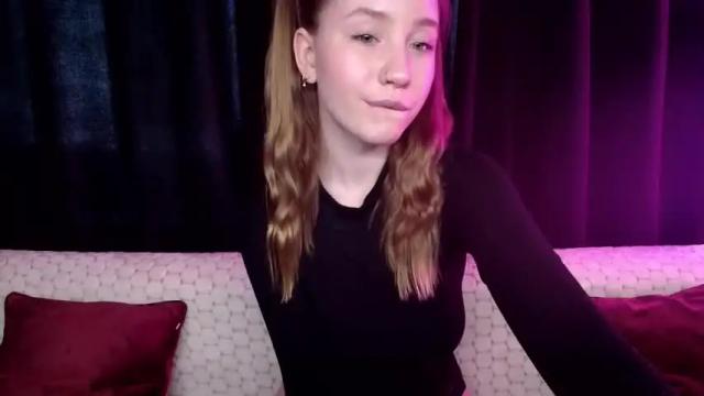 Image 6 of sindiwatsoon Stream on Chaturbate on 13 months ago