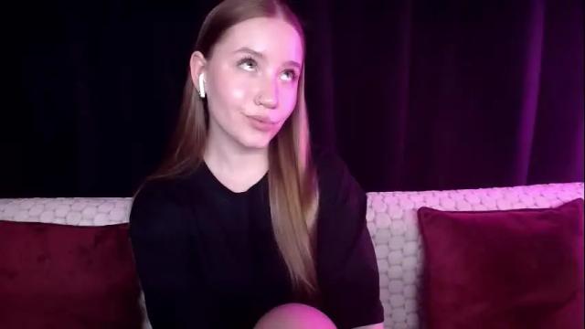 Image 6 of sindiwatsoon Stream on Chaturbate on 7 days ago