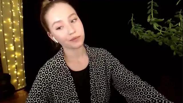 Image 12 of sindiwatsoon Stream on Chaturbate on 1 day ago