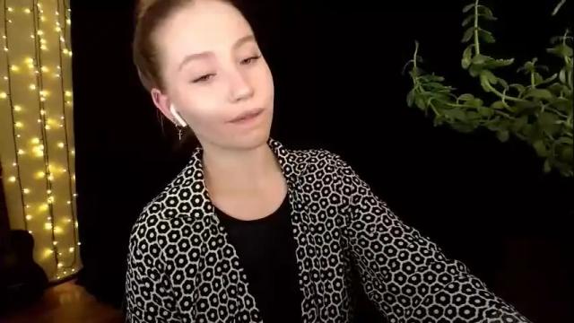 Image 3 of sindiwatsoon Stream on Chaturbate on 1 day ago