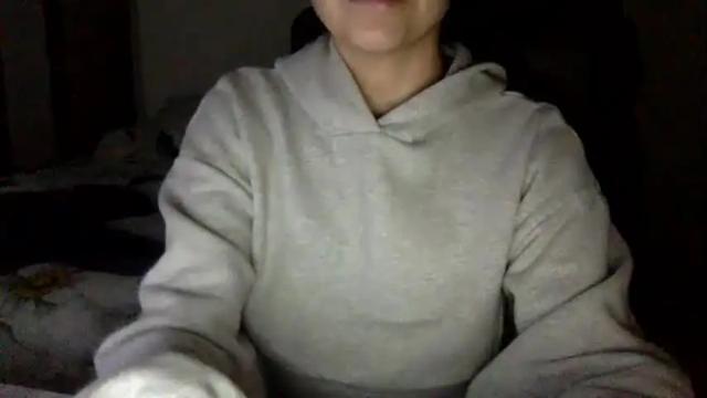 Image 2 of sindrastone Stream on Chaturbate on 14 months ago