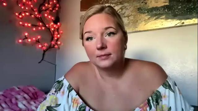 Thumbnail 1, singlesexymom's Stream at Chaturbate, 1 month ago