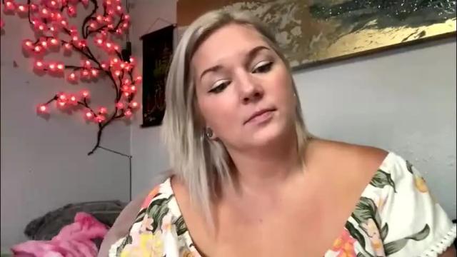 Thumbnail 3, singlesexymom's Stream at Chaturbate, 7 days ago