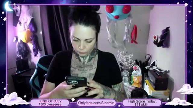 Image 11 of sinominx Stream on Chaturbate on 2 months ago