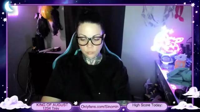 Image 3 of sinominx Stream on Chaturbate on 2 months ago