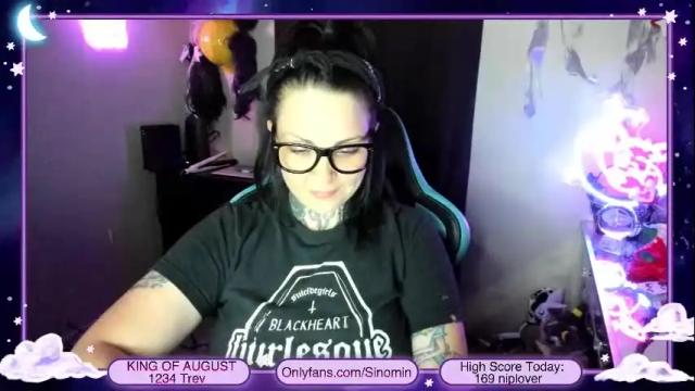 Image 3 of sinominx Stream on Chaturbate on 1 month ago