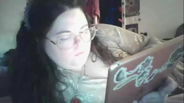 Image 3 of siofra Stream on Chaturbate on 1 month ago