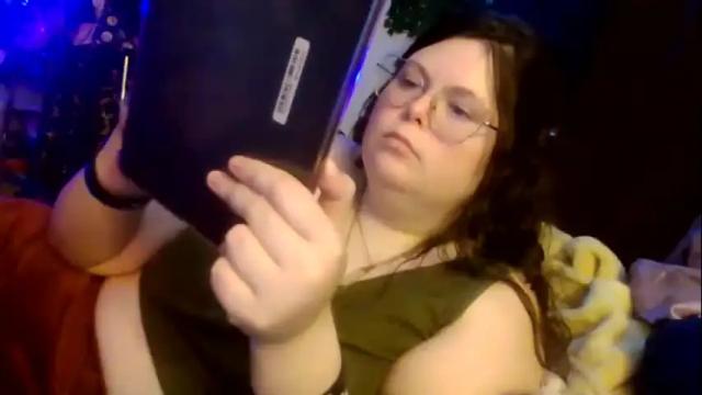 Image 3 of siofra Stream on Chaturbate on 18 days ago