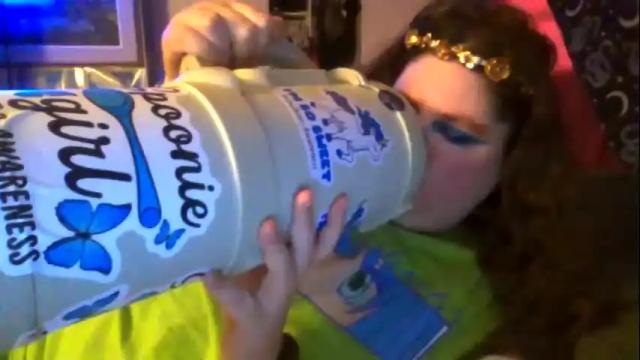 Image 2 of siofra Stream on Chaturbate on 3 days ago