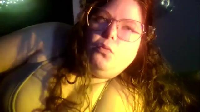 Image 3 of siofra Stream on Chaturbate on 15 days ago