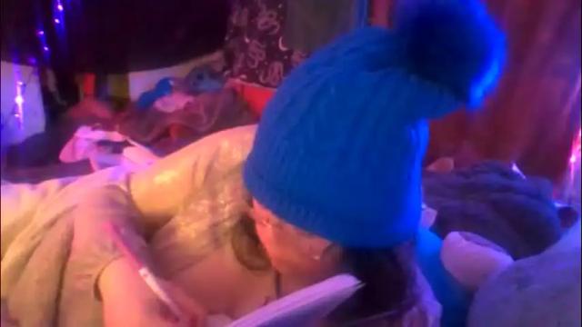 Image 6 of siofra Stream on Chaturbate on 25 days ago