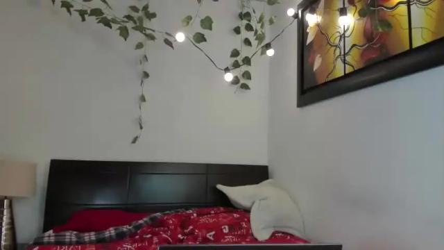 Image 11 of siren_hotter Stream on Chaturbate on 18 months ago