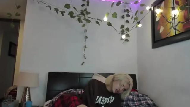 Image 7 of siren_hotter Stream on Chaturbate on 18 months ago