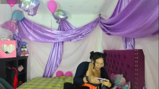 Image 11 of sirena_dirtysexxx Stream on Chaturbate on 23 days ago