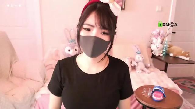 Image 11 of sisirabbit_ Stream on Chaturbate on 17 months ago