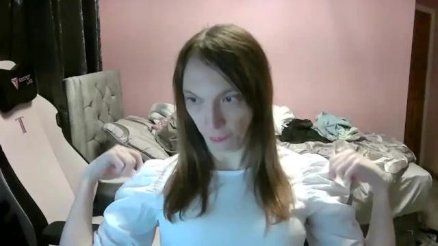 Image 12 of sissymaidsummer Stream on Chaturbate on 23 months ago