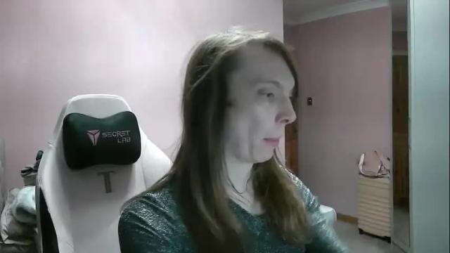 Image 8 of sissymaidsummer Stream on Chaturbate on 23 months ago