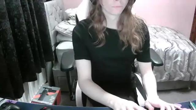 Image 3 of sissymaidsummer Stream on Chaturbate on 21 months ago