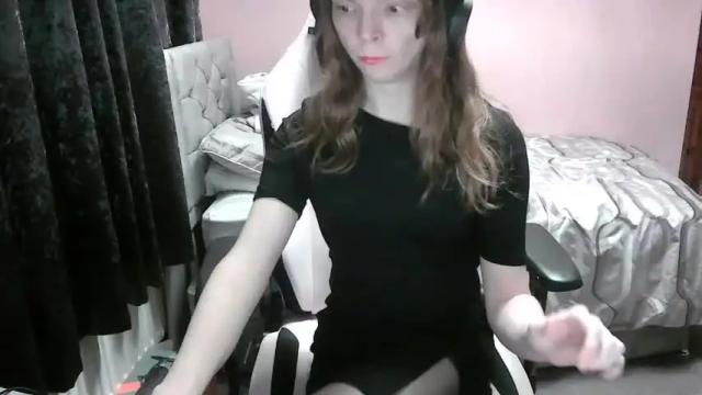 Image 8 of sissymaidsummer Stream on Chaturbate on 21 months ago