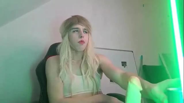 Image 8 of sissyslut22jr Stream on Chaturbate on 18 months ago