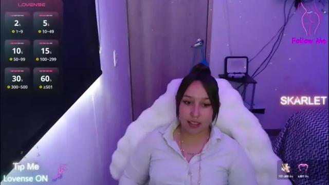 Image 3 of skarlet_adams Stream on Chaturbate on 3 months ago
