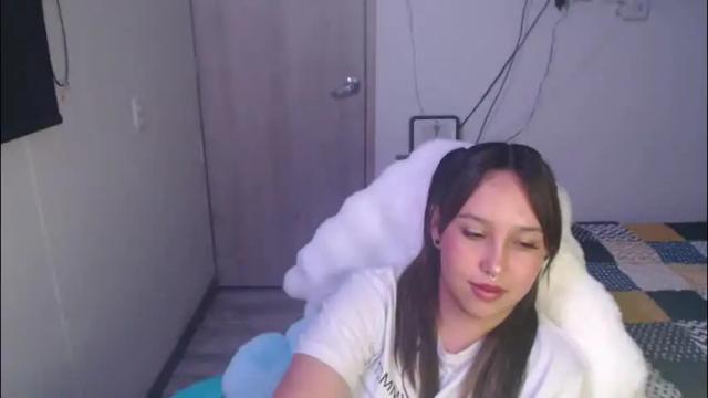 Image 2 of skarlet_adams Stream on Chaturbate on 3 months ago