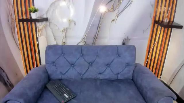 Image 4 of skarleth018 Stream on Chaturbate on 4 months ago