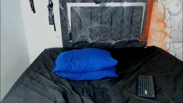 Image 7 of skarleth018 Stream on Chaturbate on 2 months ago