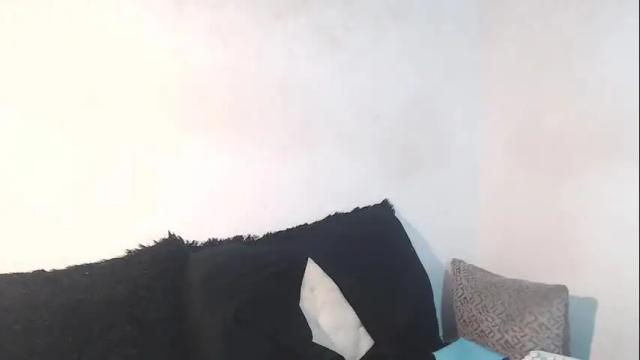 Image 7 of skarlethvilla Stream on Chaturbate on 12 days ago