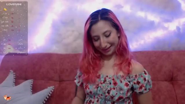 Image 4 of skarletjhonson_ Stream on Chaturbate on 12 months ago