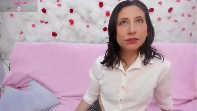 Image 2 of skarletjhonson_ Stream on Chaturbate on 1 month ago