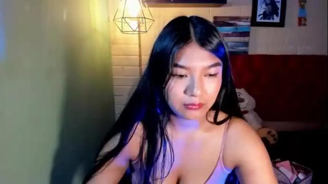Image 2 of skarlettkray Stream on Chaturbate on 6 days ago