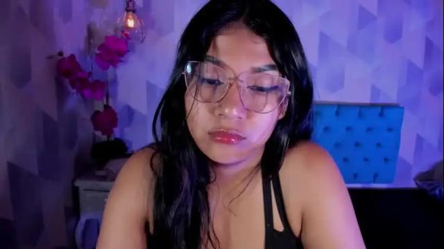 Image 2 of skarlettkray Stream on Chaturbate on 2 months ago