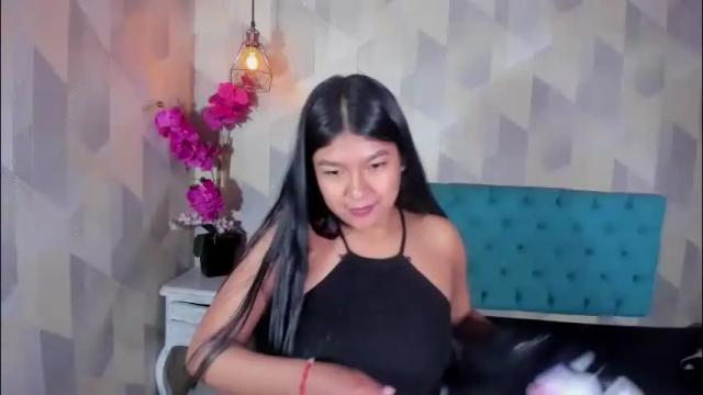 Image 2 of skarlettkray Stream on Chaturbate on 1 month ago