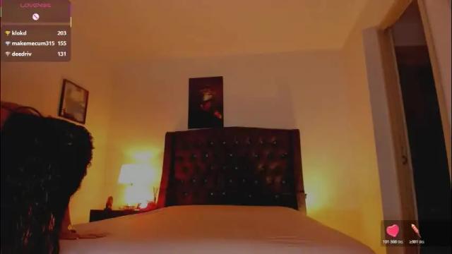 Image 8 of skay_hot Stream on Chaturbate on 1 month ago