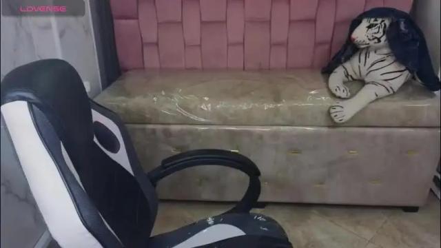 Thumbnail 3, skeler_lovd_b's Stream at Chaturbate, 17 days ago