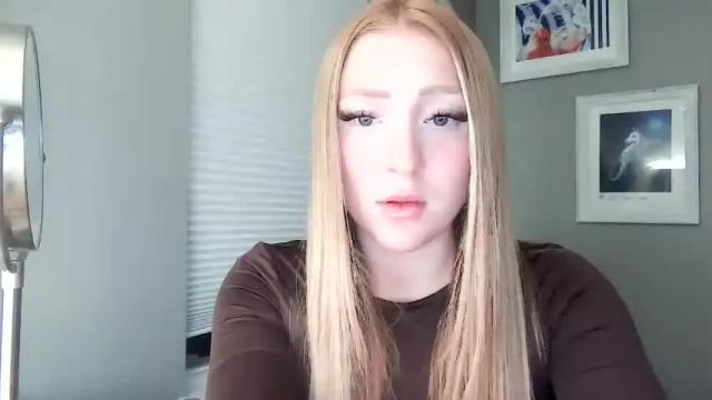 Image 4 of skibunny1821 Stream on Chaturbate on 18 months ago