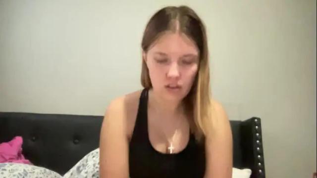 Image 3 of skiimaskabby Stream on Chaturbate on 1 month ago