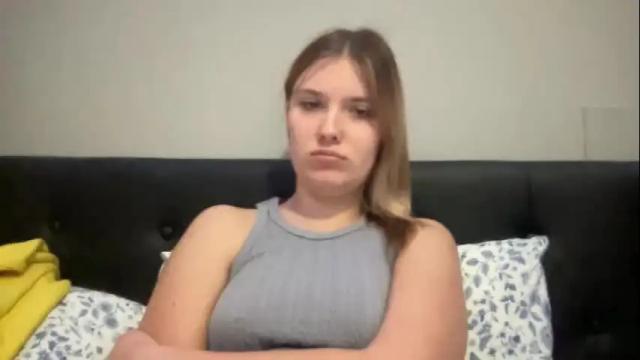 Image 11 of skiimaskabby Stream on Chaturbate on 26 days ago