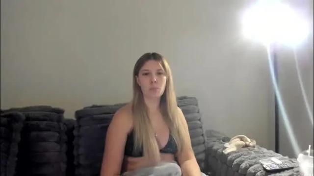 Image 4 of skiimaskabby Stream on Chaturbate on 2 months ago